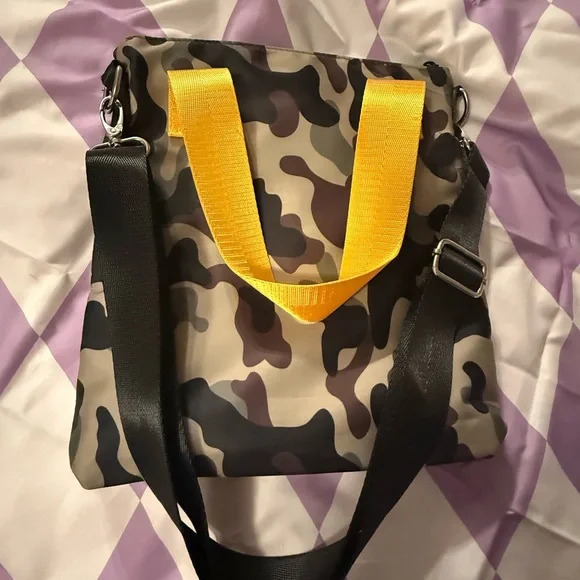 OneBlood Orlando Florida ShortyLOVE Amuse Crossbody Bag - Picture 5 of 14